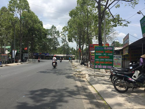 Một ngày ở nơi giá rẻ nhất nước