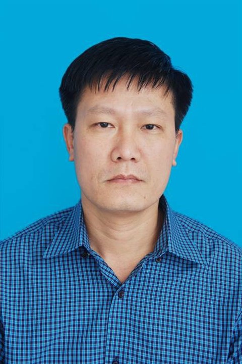 Bắt quả tang ph&oacute; ph&ograve;ng Cục thuế Quảng Ninh nhận hối lộ - Ảnh 1.