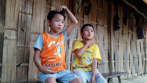 2 trẻ thoát "lao động khổ sai"