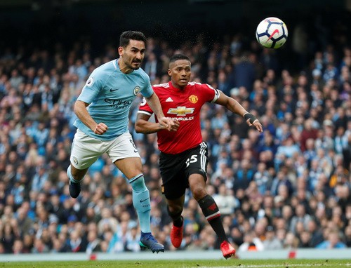 Ngược d&ograve;ng ngoạn mục, Man United quật ng&atilde; Man City tại Etihad - Ảnh 4.
