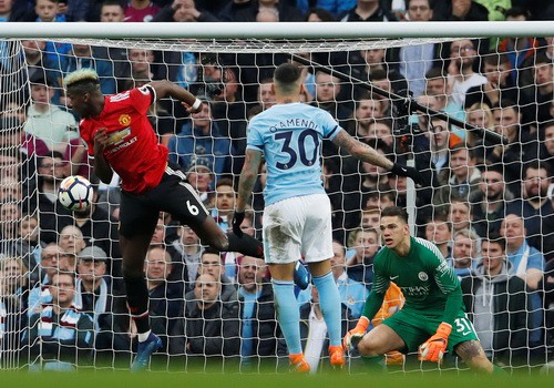 Ngược d&ograve;ng ngoạn mục, Man United quật ng&atilde; Man City tại Etihad - Ảnh 6.