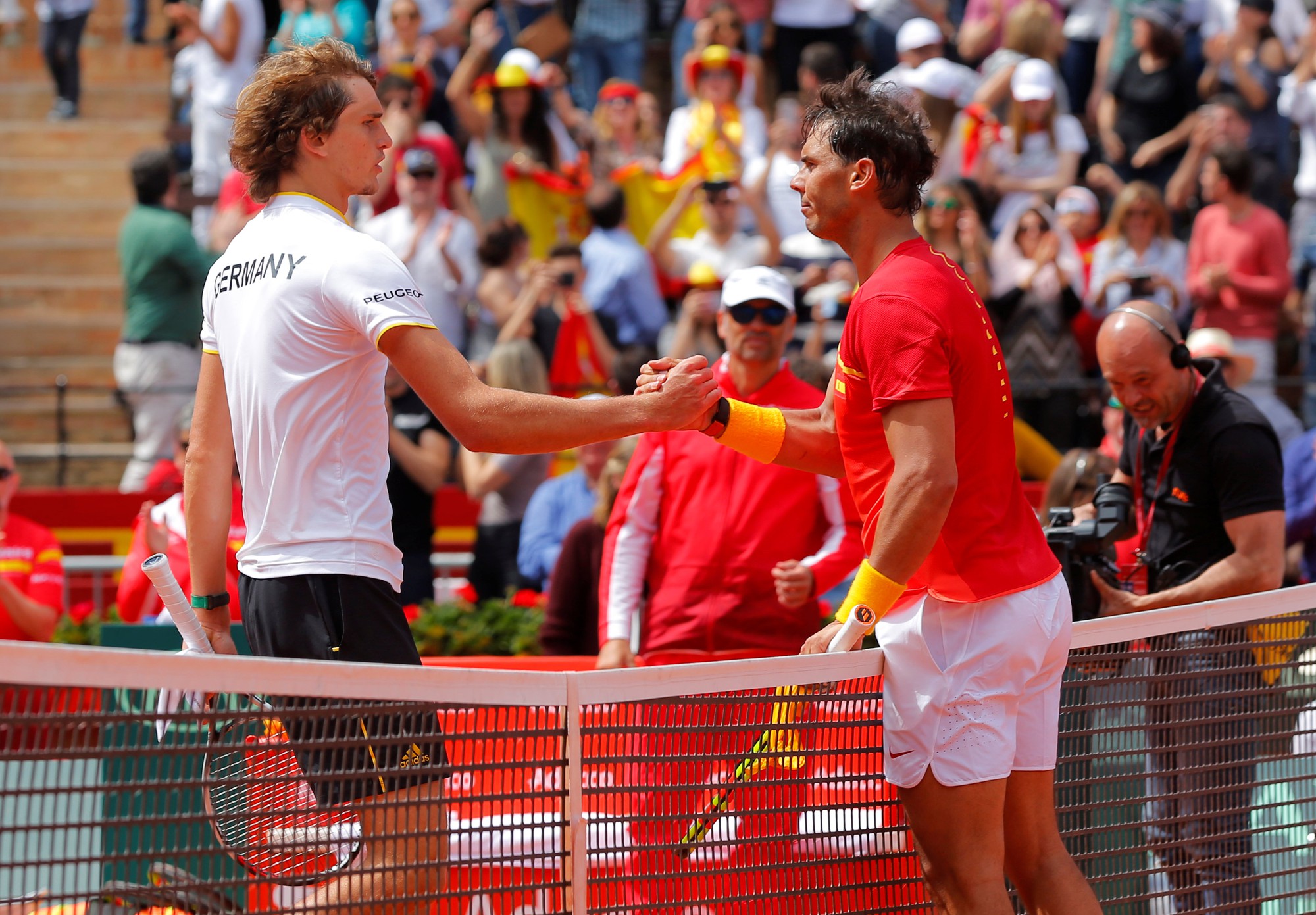 Nadal đưa T&acirc;y Ban Nha v&agrave;o b&aacute;n kết Davis Cup 2018 - Ảnh 2.