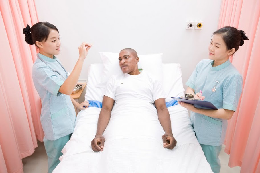 501 ứng viên trúng tuyển chương trình đưa điều dưỡng sang Đức làm việc - Ảnh 1.