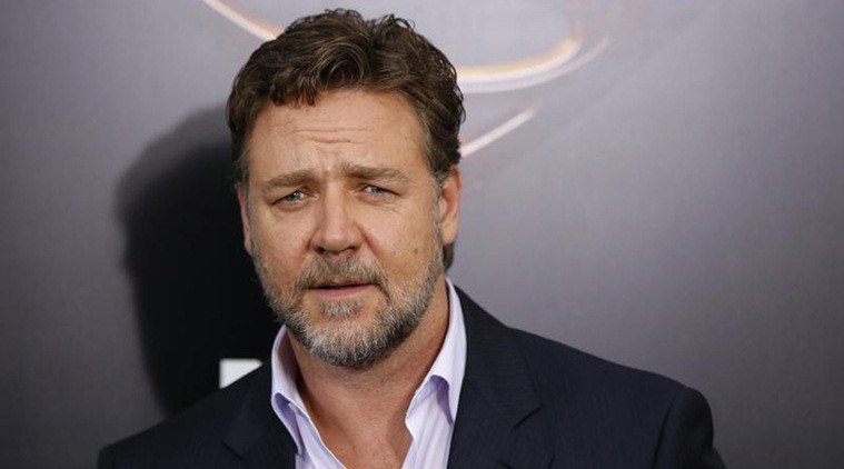 Sau ly hôn, Russell Crowe thu tiền tỉ nhờ bán kỷ vật