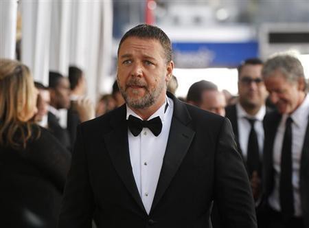 Sau ly h&ocirc;n, Russell Crowe thu tiền tỉ nhờ b&aacute;n kỷ vật - Ảnh 1.