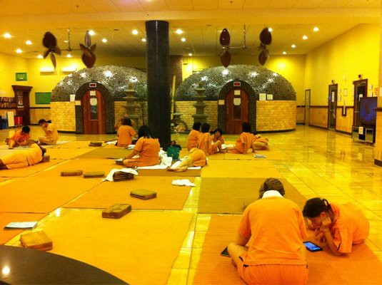 Sốc tới &oacute;c khi tắm hơi tại xứ H&agrave;n - Ảnh 4.