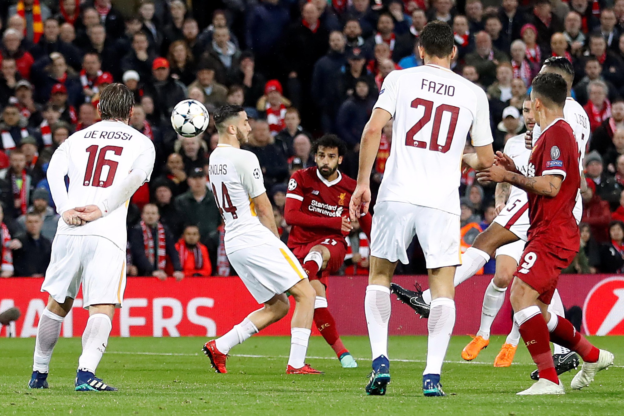 Liverpool né vết xe đổ của Barca
