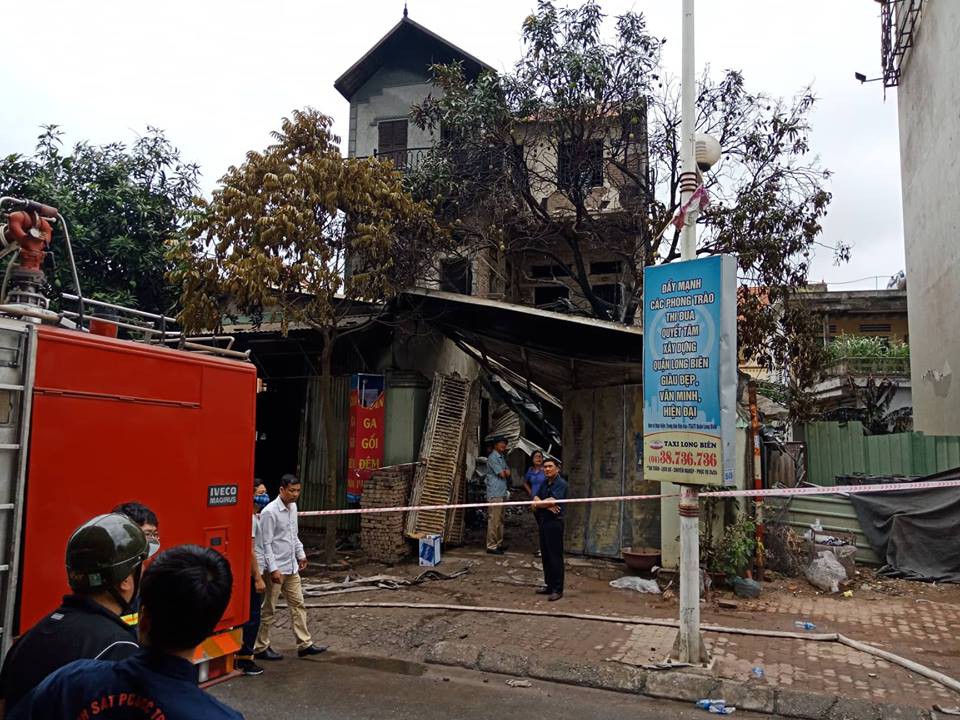 Ch&aacute;y lớn cửa hiệu 3 tầng b&aacute;n chăn ga, cụ b&agrave; hơn 90 tuổi tử vong - Ảnh 4.