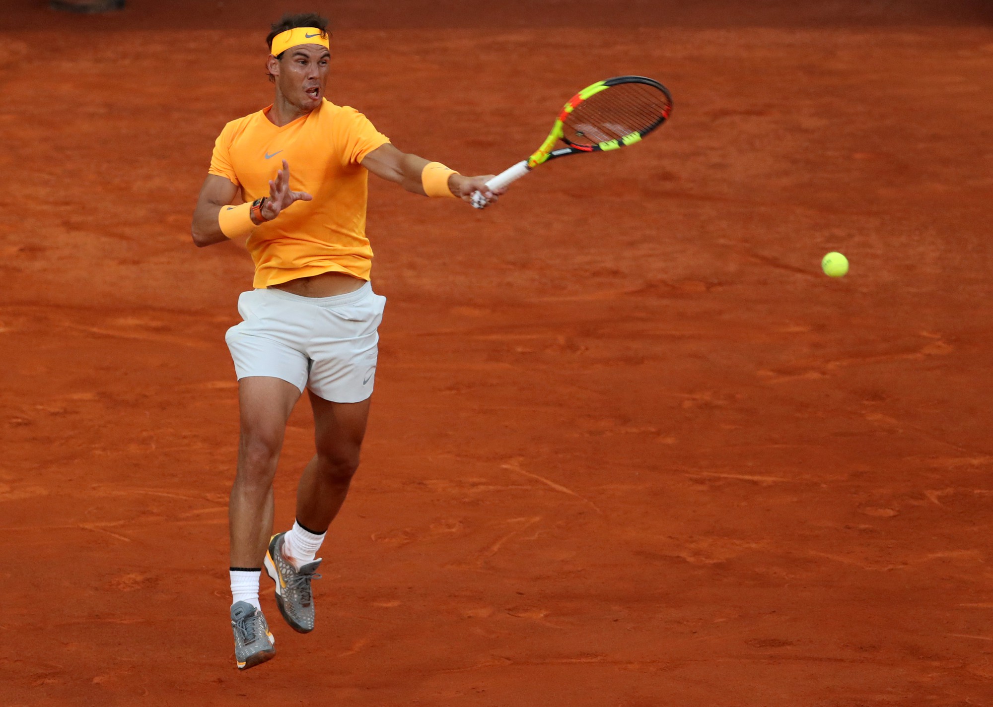 Vào tứ kết Madrid Open, Nadal phá thêm 1 kỷ lục - Ảnh 3.