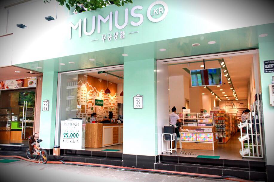 Thực hư chuỗi b&aacute;n lẻ Mumuso mập mờ thương hiệu H&agrave;n Quốc - Ảnh 2.