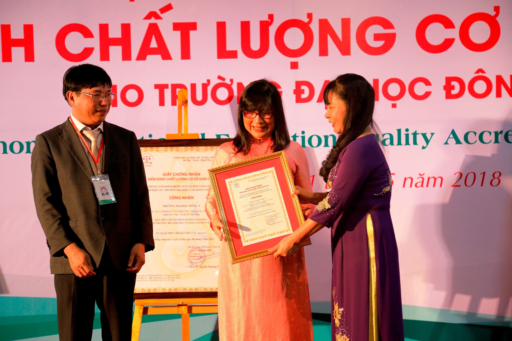 Trường Đại học Đ&ocirc;ng &Aacute; đạt chuẩn kiểm định chất lượng gi&aacute;o dục - Ảnh 1.