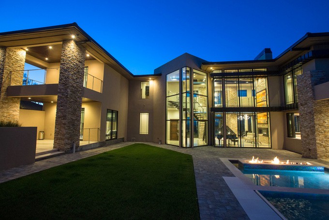 Siêu biệt thự rộng 4000m2 đẹp như lâu đài của ca sĩ Đan Trường - Ảnh 4.