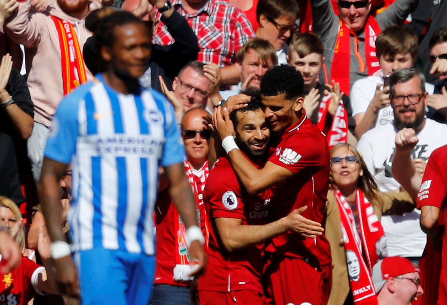 Ch&ugrave;m ảnh - clip v&ograve;ng cuối Giải Ngoại hạng Anh: Liverpool rạng rỡ, Chelsea thảm thương - Ảnh 10.