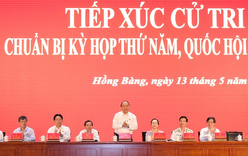 Cử tri n&ecirc;u vụ Thủ Thi&ecirc;m tại buổi Thủ tướng tiếp x&uacute;c cử tri - Ảnh 2.