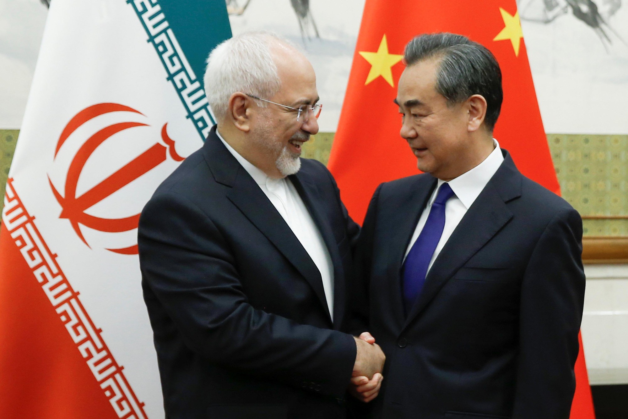 Iran tìm đến Trung Quốc sau cú sốc từ Mỹ