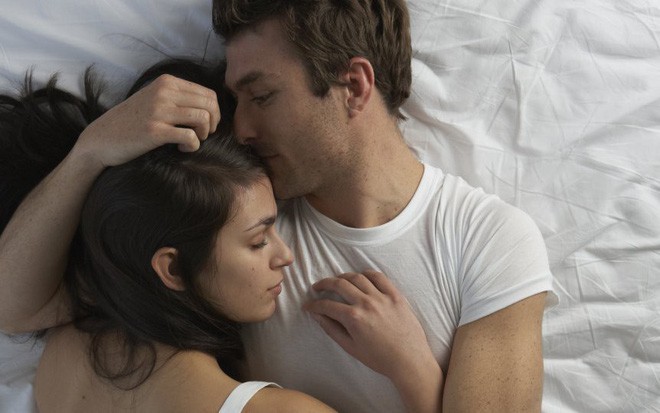 Phim ảnh đã "lừa dối" bạn về chuyện chăn gối như thế nào?