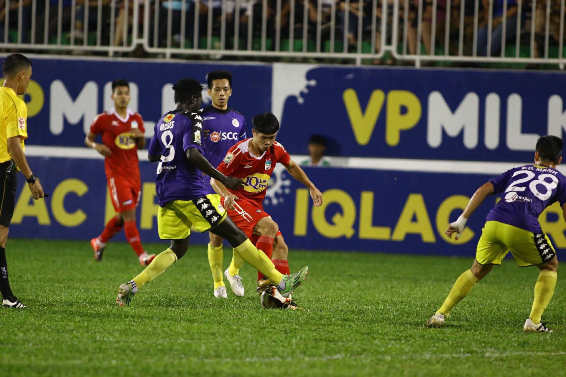 Trận Hà Nội FC - HAGL đúng nghĩa "kinh điển Việt"
