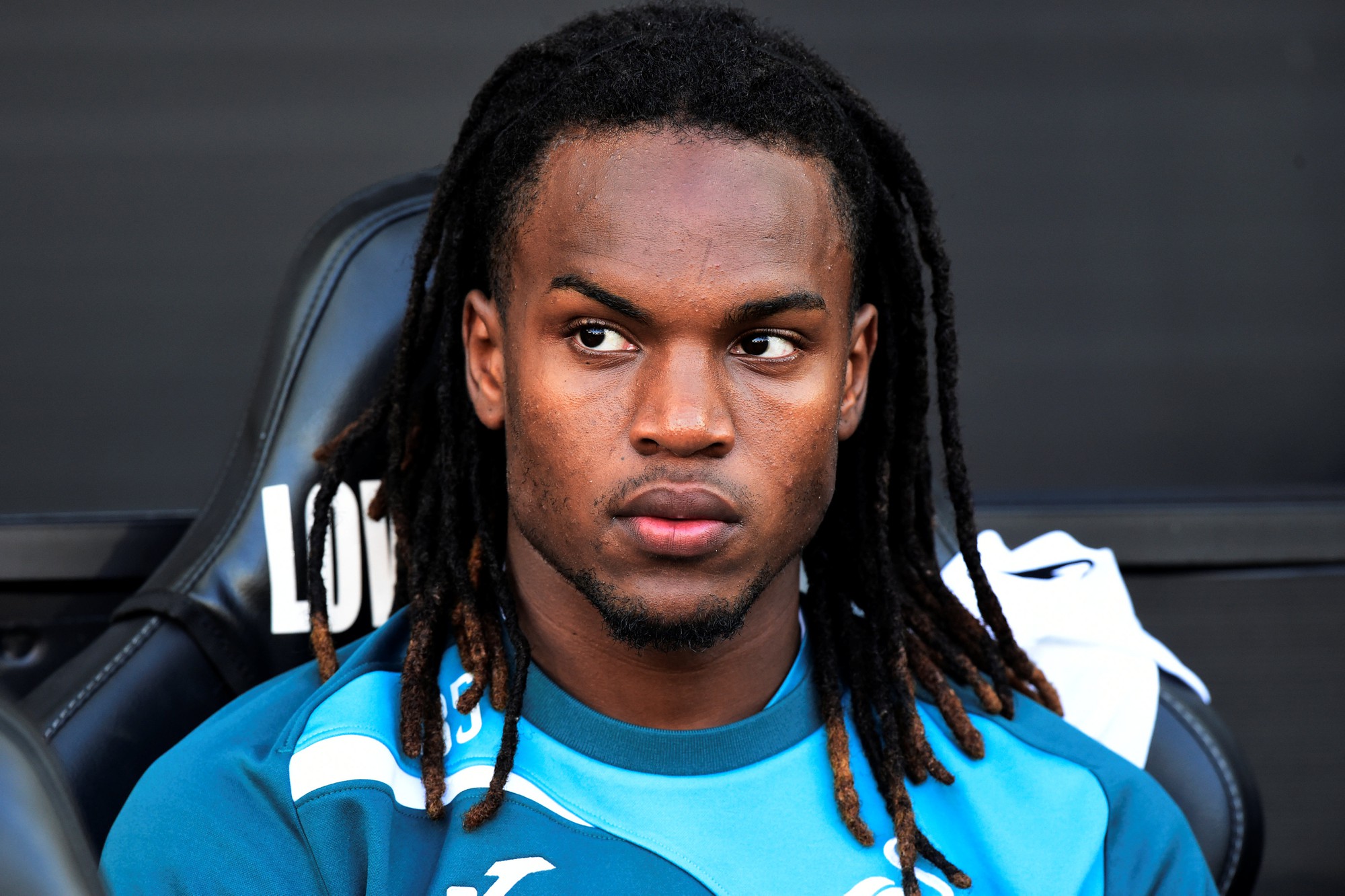 Bồ Đào Nha loại "Cậu bé vàng" Sanches khỏi đội hình dự World Cup