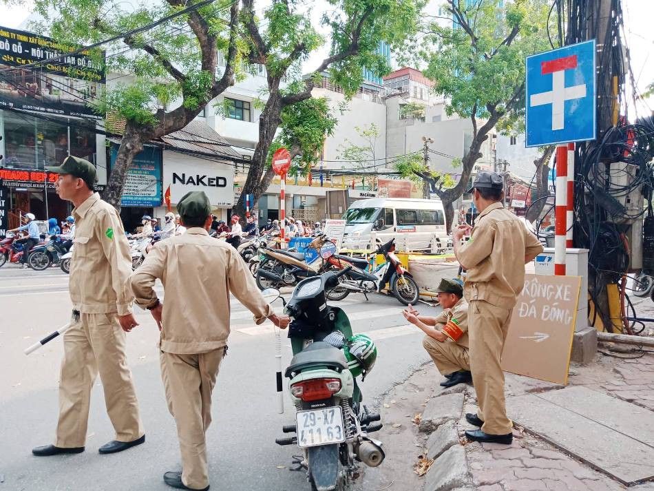 B&agrave;n thua ở ph&uacute;t 81 khiến HAGL bị H&agrave; Nội loại tức tưởi - Ảnh 10.