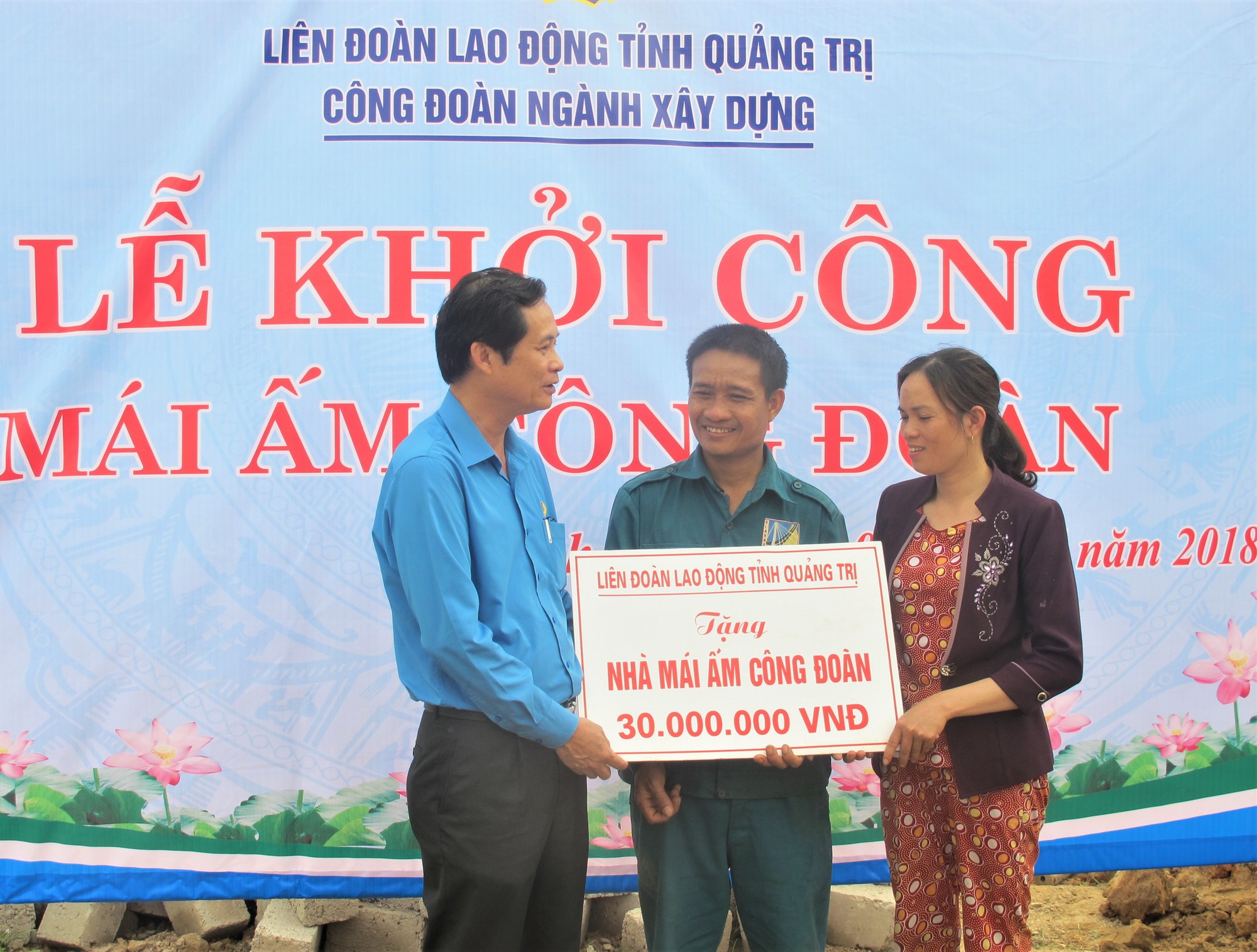 Công đoàn Quảng Trị hỗ trợ hơn 280 mái ấm Công đoàn, nhà tình nghĩa
