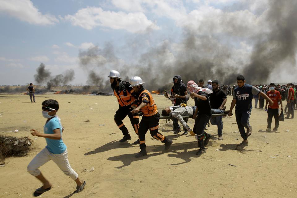 Ng&agrave;y đẫm m&aacute;u ở Gaza: B&eacute; 8 th&aacute;ng tuổi thiệt mạng v&igrave; kh&iacute; cay - Ảnh 7.