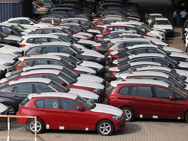 B&iacute; ẩn chủ l&ocirc; h&agrave;ng 118 container chứa 256 &ocirc; t&ocirc; BMW bỏ qu&ecirc;n ở cảng - Ảnh 1.
