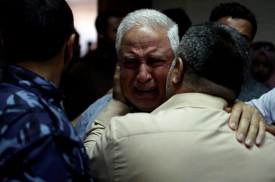 Ng&agrave;y đẫm m&aacute;u ở Gaza: B&eacute; 8 th&aacute;ng tuổi thiệt mạng v&igrave; kh&iacute; cay - Ảnh 8.