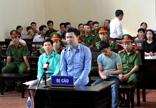 Vụ 8 bệnh nhân chạy thận tử vong: Làm rõ hành vi bán thầu