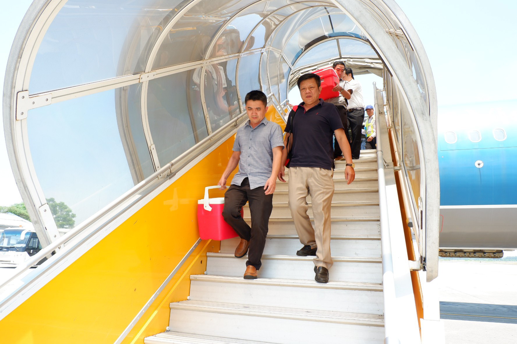 Lịch trình "không trật 1 phút" trái tim sống "bay" từ Hà Nội tới Huế ghép tạng