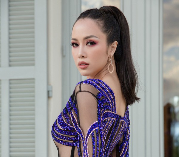 Vũ Ngọc Anh mặc váy mỏng tang ở LHP Cannes
