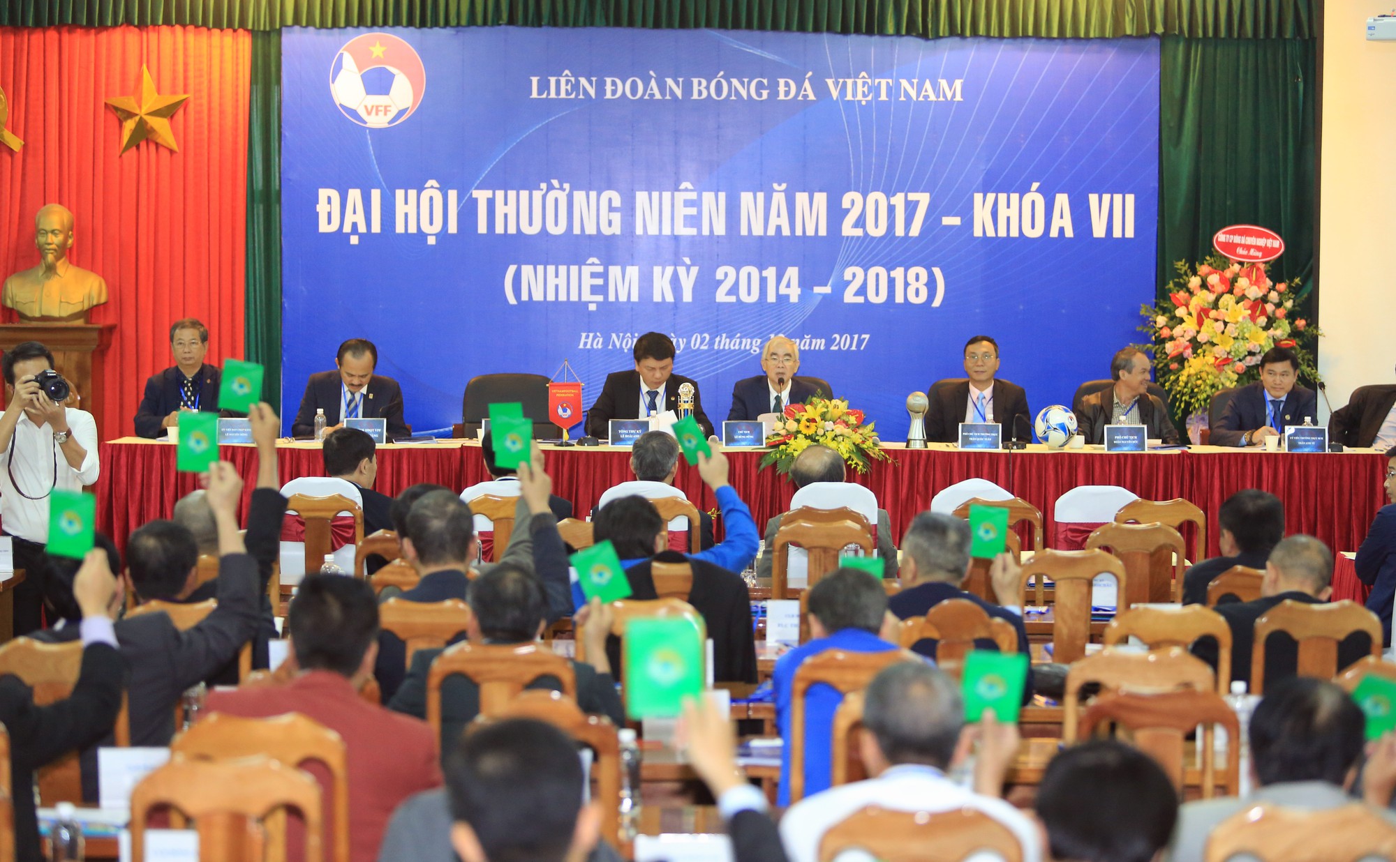 Thủ tướng chỉ đạo "tính toán kỹ" vị trí chủ tịch VFF
