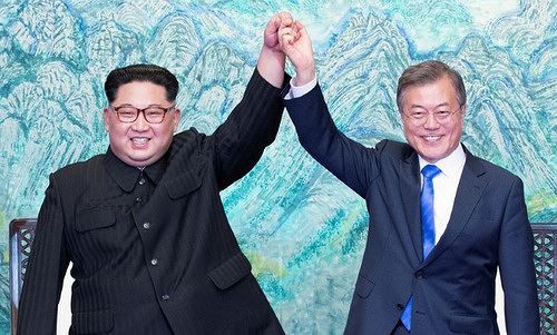 Đằng sau câu chuyện ông Kim Jong-un vào thang máy
