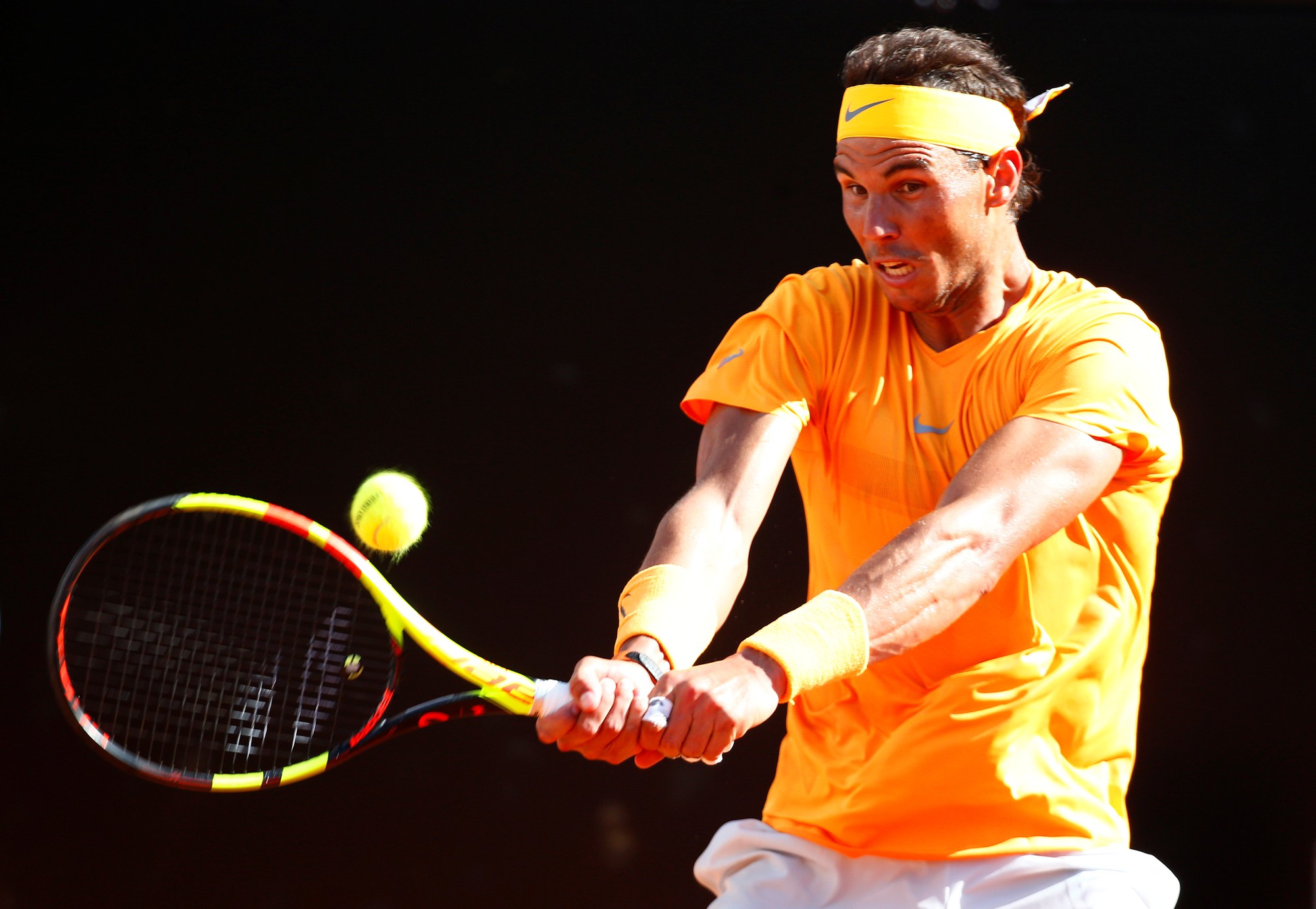 Djokovic v&agrave; Sharapova c&ugrave;ng dừng bước ở b&aacute;n kết Rome Open - Ảnh 2.