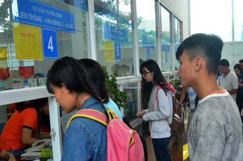 Sao lại phải thi liên thông lên ĐH?