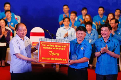 Lắng nghe v&agrave; chia sẻ - Ảnh 1.