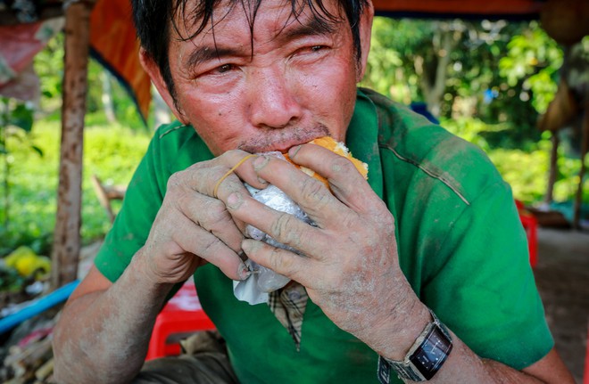 Cao thủ ngao du khắp Sài Gòn săn rắn, bắt chuột - Ảnh 9.