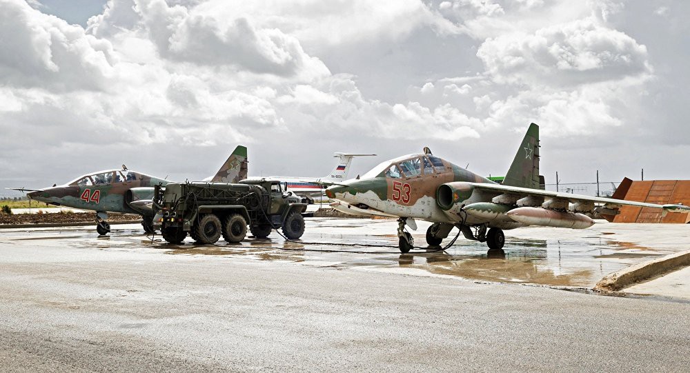 Nga bắn hạ m&aacute;y bay kh&ocirc;ng người l&aacute;i lạ ở Syria - Ảnh 1.