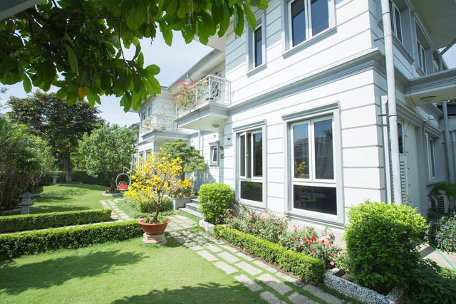 Ngắm ng&ocirc;i biệt thự triệu đ&ocirc; của Hồ Quỳnh Hương - Ảnh 2.