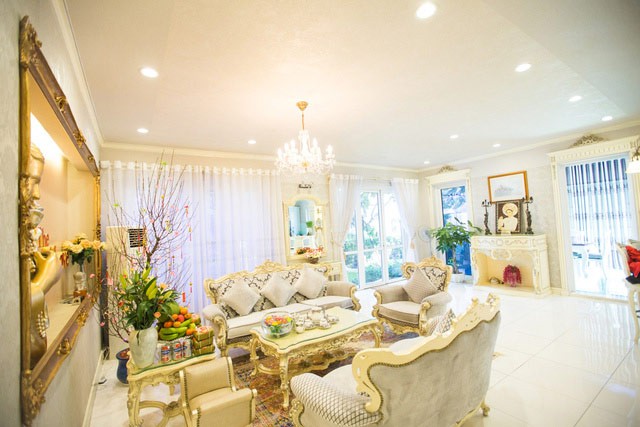 Ngắm ng&ocirc;i biệt thự triệu đ&ocirc; của Hồ Quỳnh Hương - Ảnh 8.