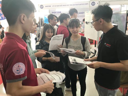 Cầu nối tìm việc cho sinh viên