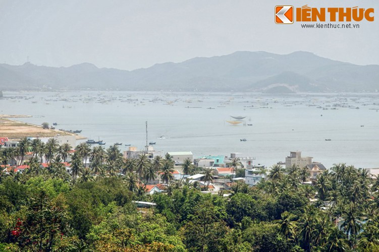 Ngơ ngẩn trước vẻ tuyệt sắc của đầm &Ocirc; Loan  - Ảnh 5.