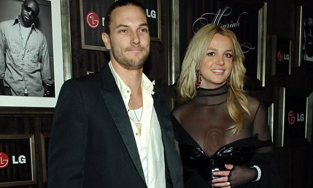 Chồng cũ đòi Britney Spears tăng gấp 3 trợ cấp nuôi con