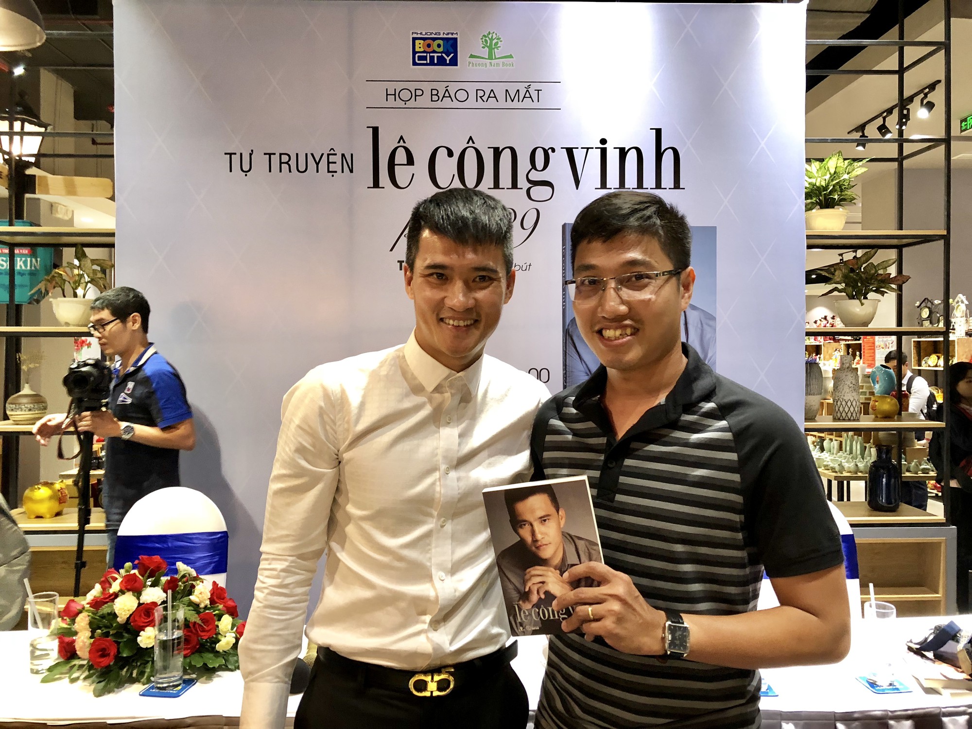 Công Vinh: Vì chọn Thủy Tiên, bỏ bầu Hiển, bị cả nước ghét!