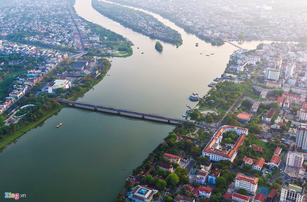 Những khoảnh khắc đẹp lạ về cố đ&ocirc; Huế từ tr&ecirc;n cao - Ảnh 14.