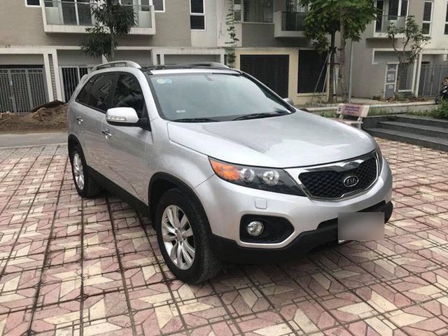 Chủ xe cũ ồ ạt rao bán xe trên hè đường, chung cư - Ảnh 2.
