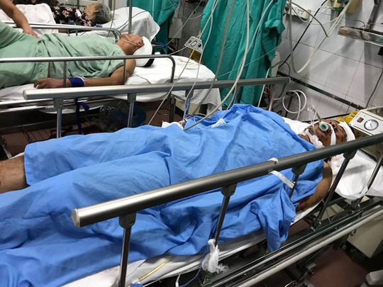 Tai nạn đường sắt kinh hoàng: Tài xế xe ben đang hôn mê