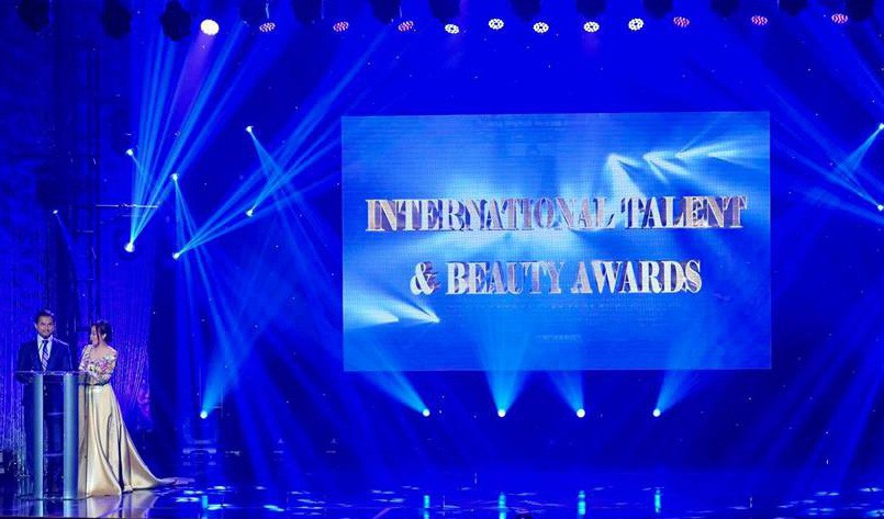 Trao thưởng tại International Talent & Beauty Awards 2018