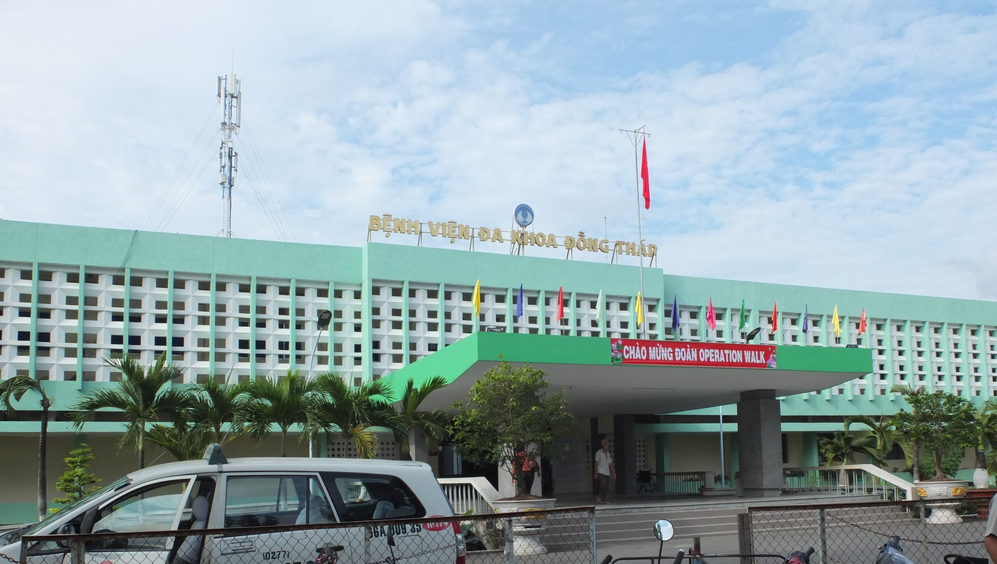 Bỏ sót gạc trong ổ bụng bệnh nhân suốt 15 ngày