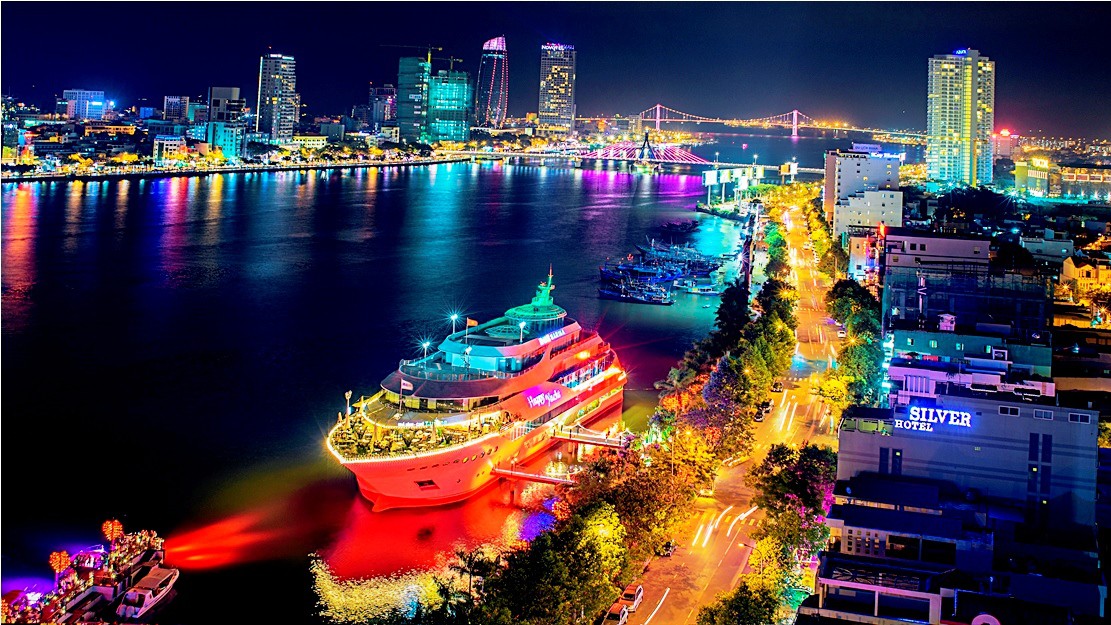 Độc đáo khu ẩm thực thương hiệu 99+ Sky Lounge tại Đà Nẵng