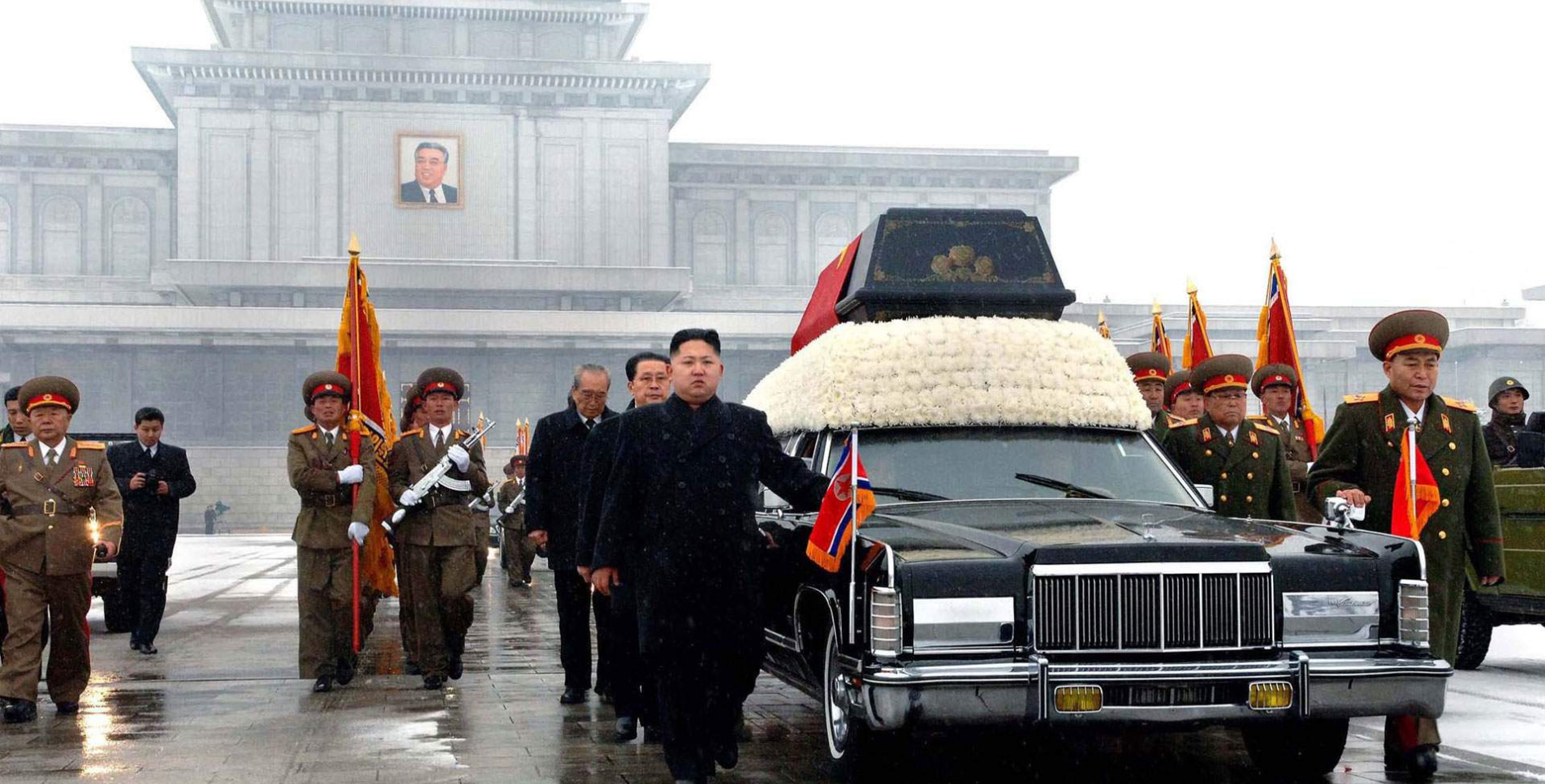 (eMagazine) - Kim Jong-un: Những lát cắt quyền lực - Ảnh 3.